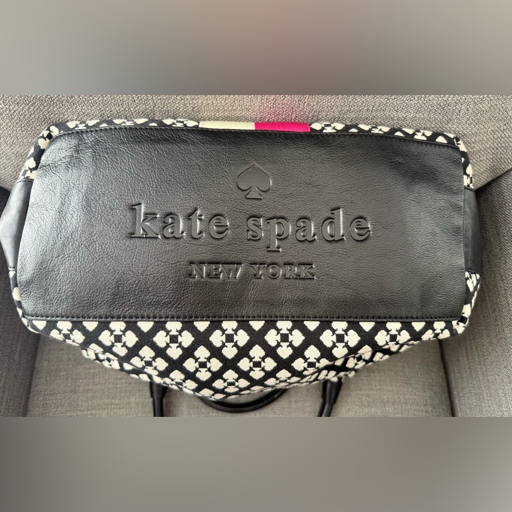 Kate Spade Classic Spade Stevie Shoulder Bag - Picture 3 of 13